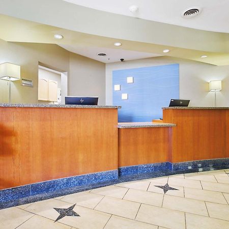 Sandman Hotel & Suites London Downtown 外观 照片