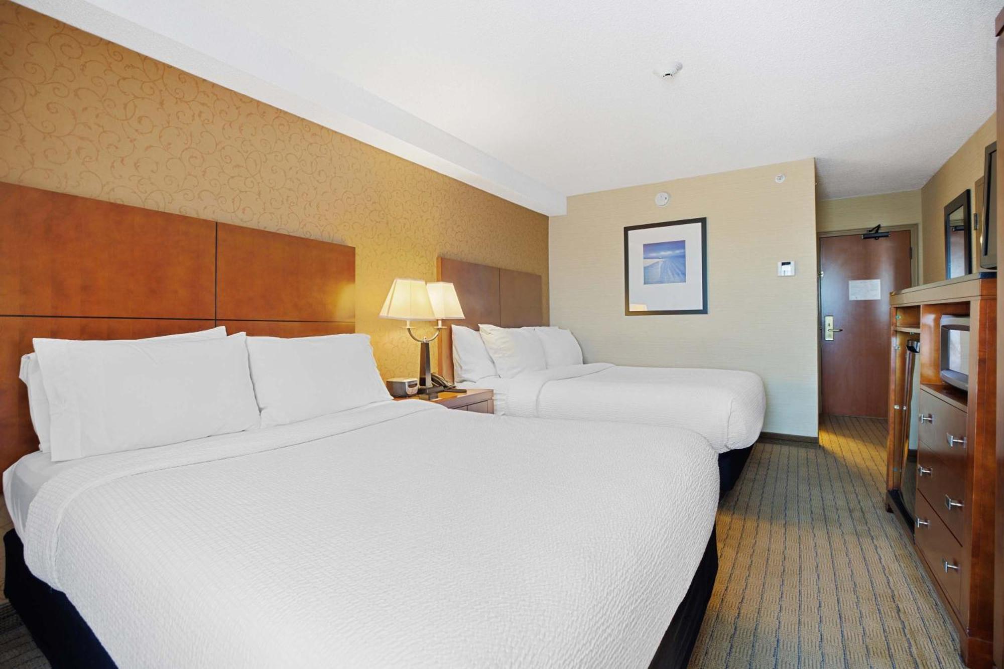 Sandman Hotel & Suites London Downtown 外观 照片