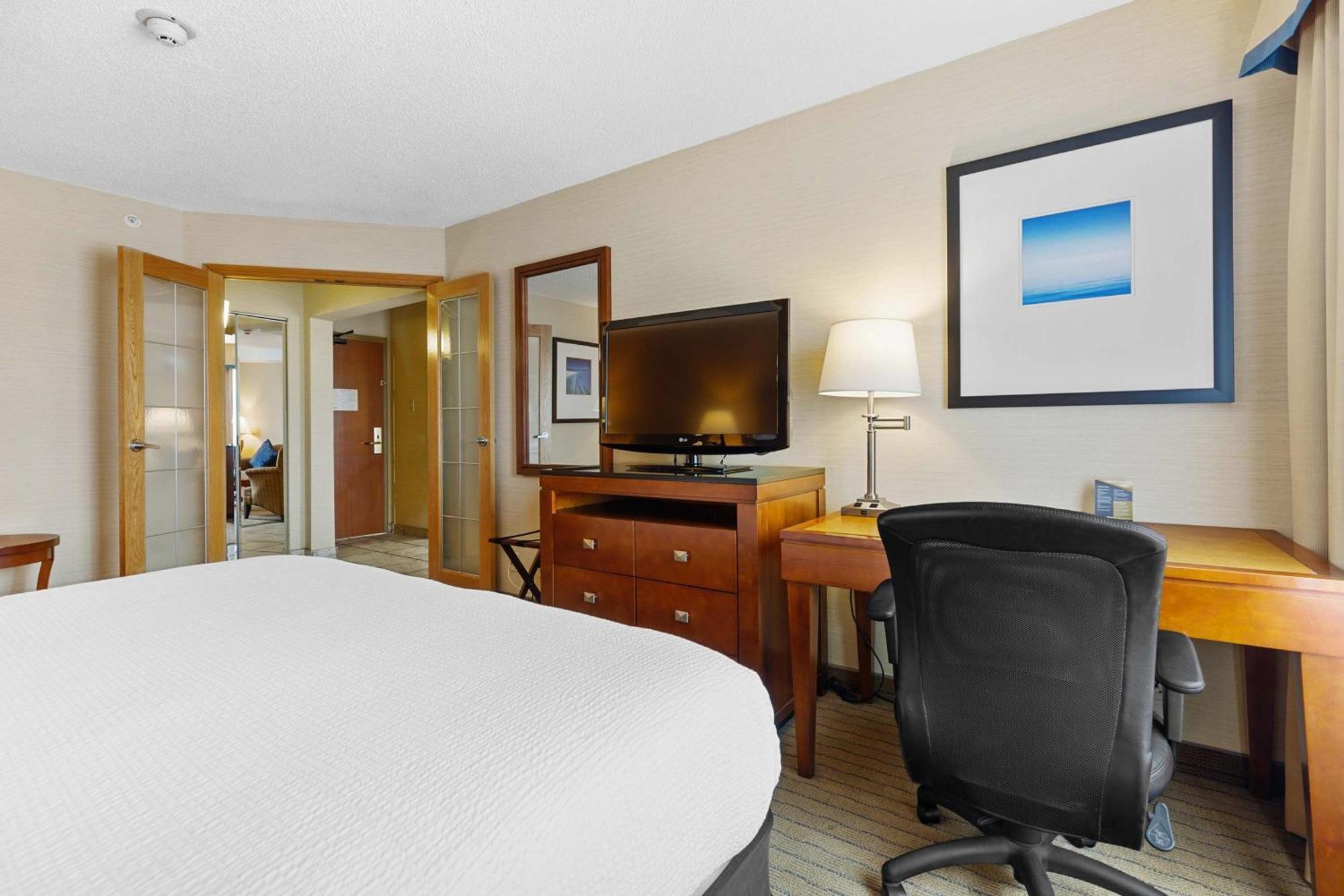 Sandman Hotel & Suites London Downtown 外观 照片